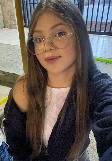 Arlene from Venezuela — on camera and feeling playful